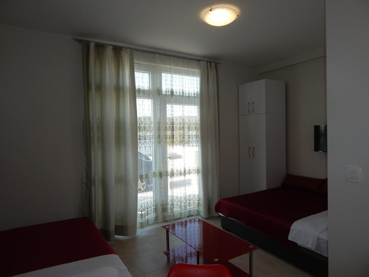 Vila Matej Ražanj Extérieur photo