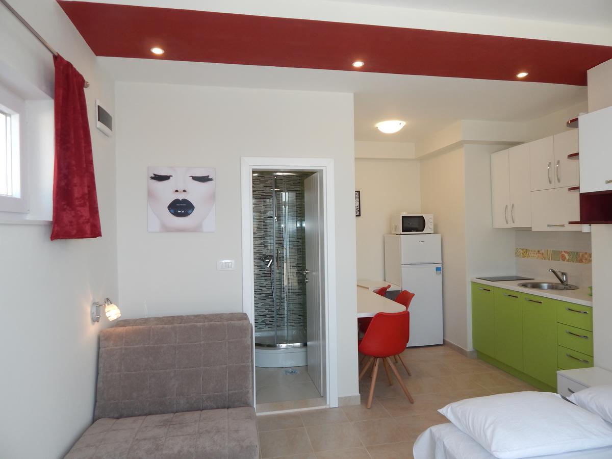 Vila Matej Ražanj Extérieur photo